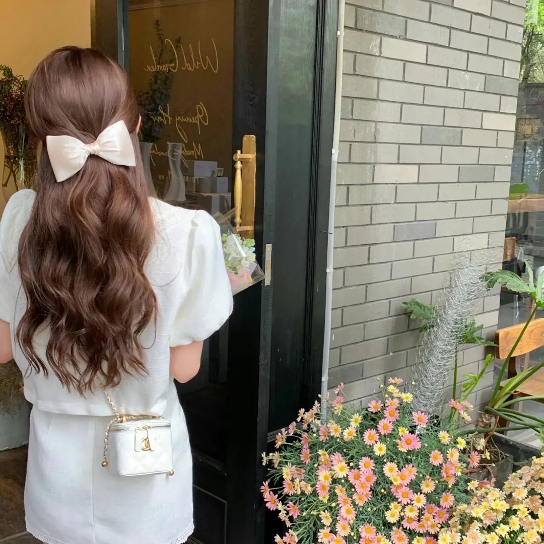 我是神豪郝天真